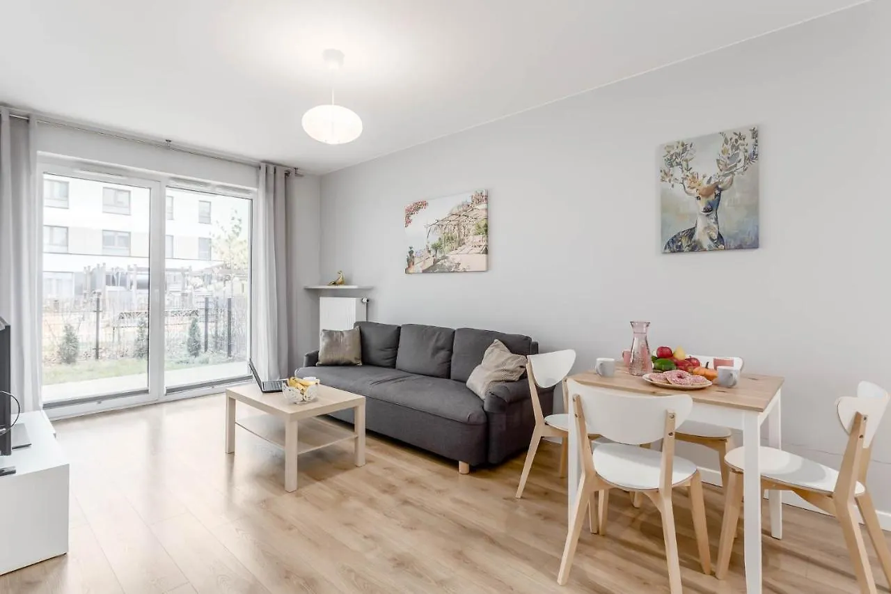 Chill Apartments Mokotow Business Center Varsó